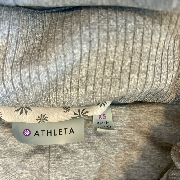 Athleta Soft Cozy Light Gray Hooded Puffer Vest Size - Picture 2 of 6
